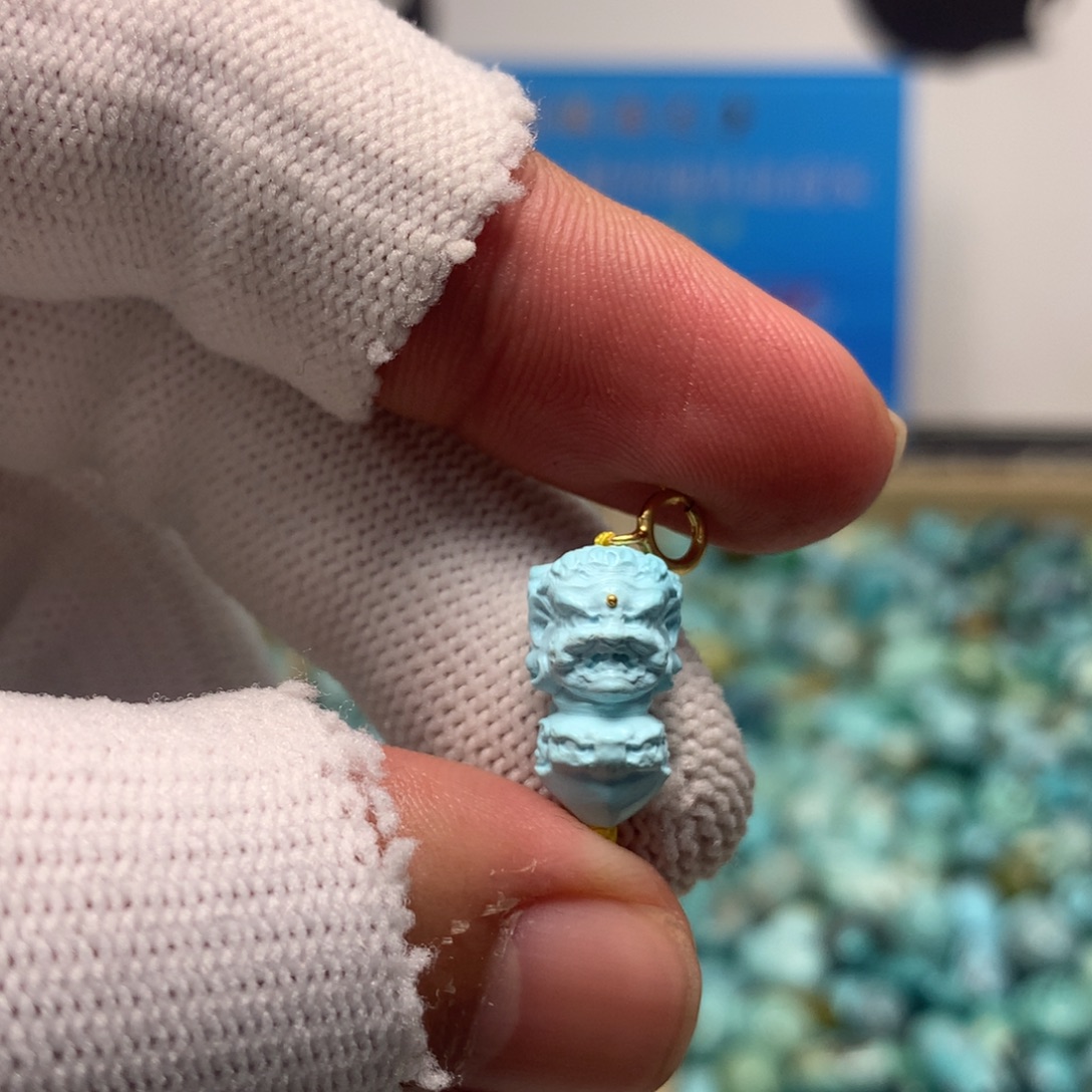 绿松石未镶嵌挂件