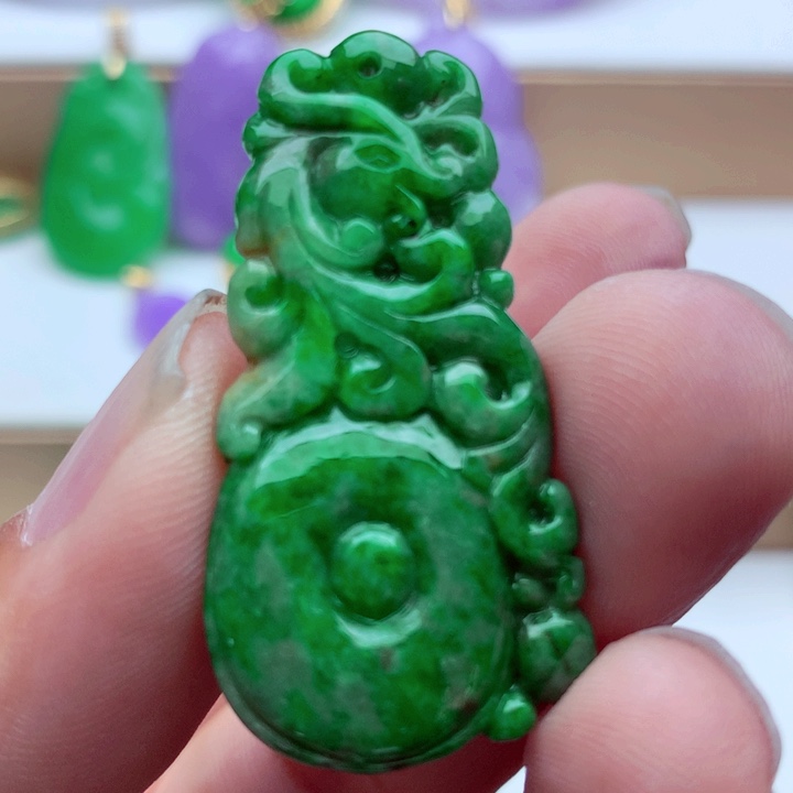 翡翠未镶嵌吊坠(不含链)