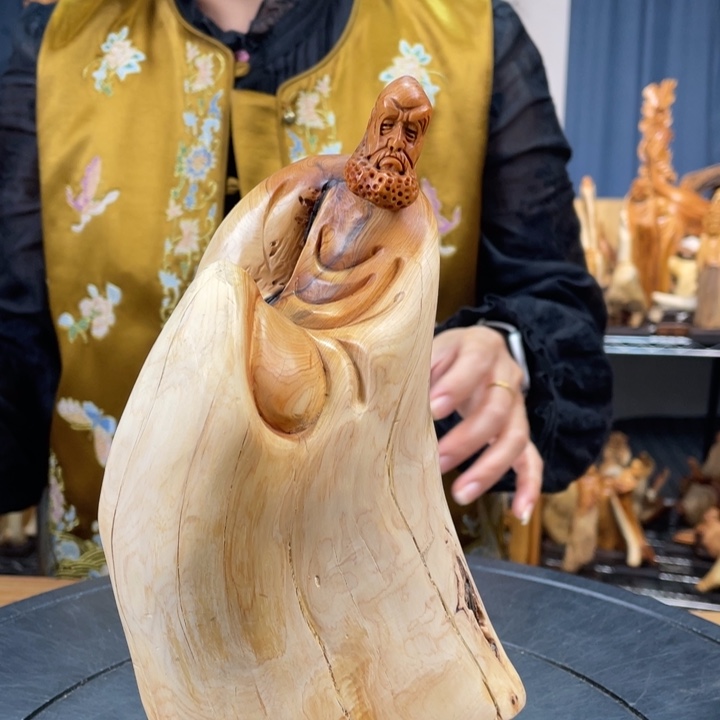 柏木（崖柏）随型摆件