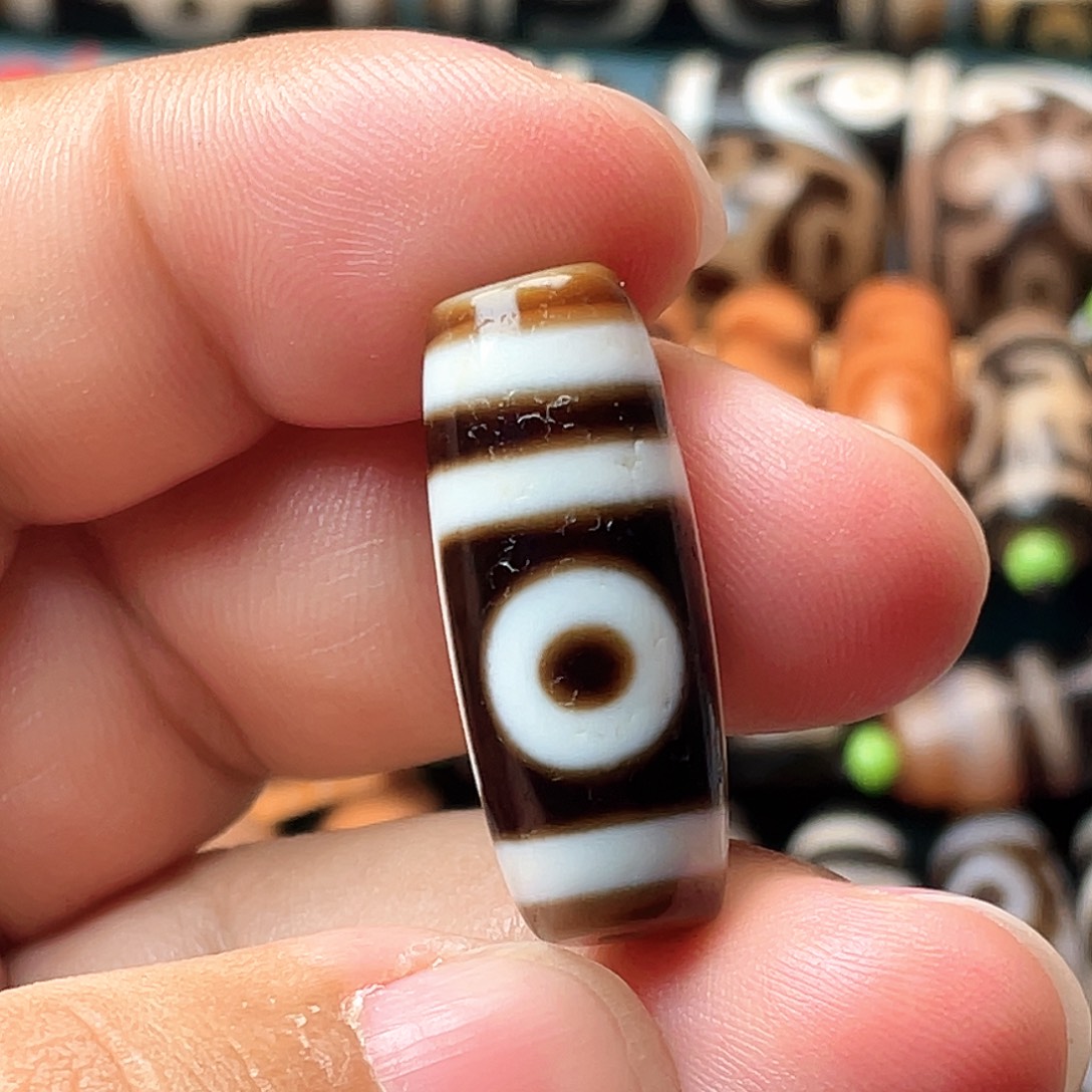 玛瑙/玉髓未镶嵌耳饰古法两眼