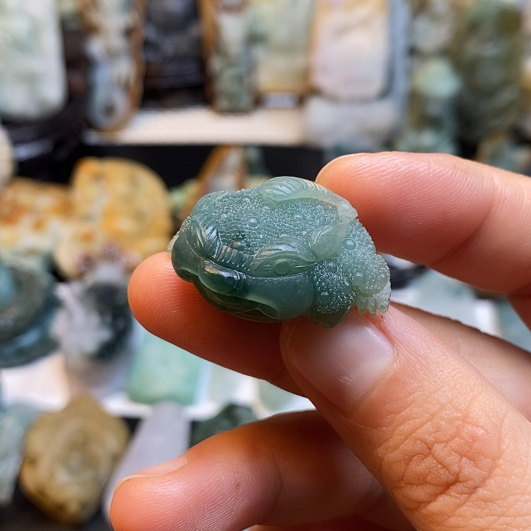 定制翡翠未镶嵌特色9