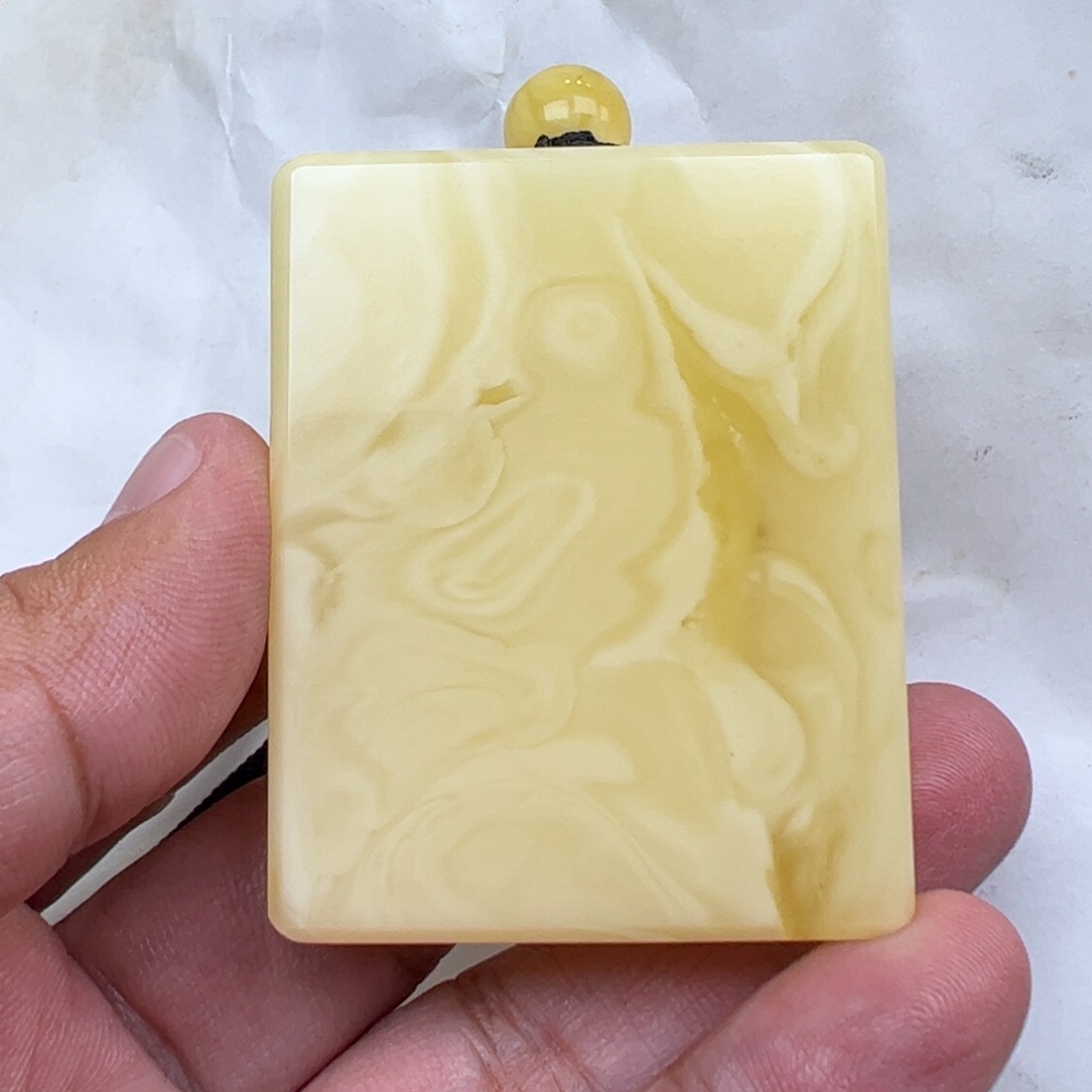 【闪购商品】琥珀裸石未镶嵌37克