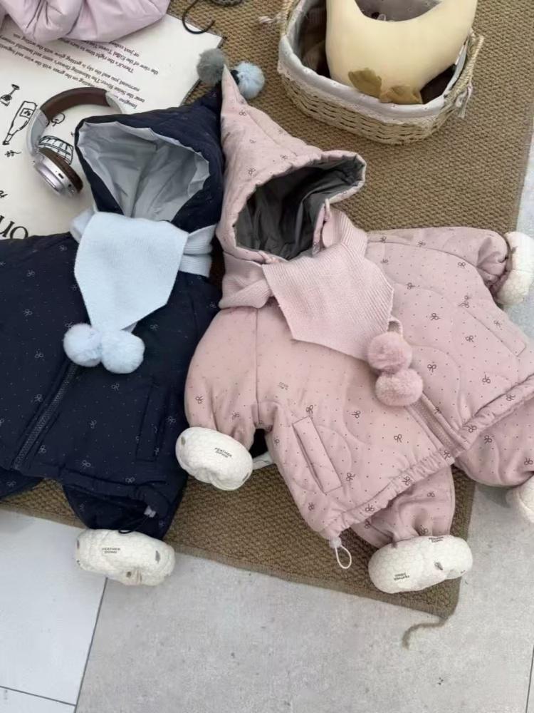 儿童过冬2025冬季新款女童四层夹棉加厚棉衣棉裤家居套装不带围巾