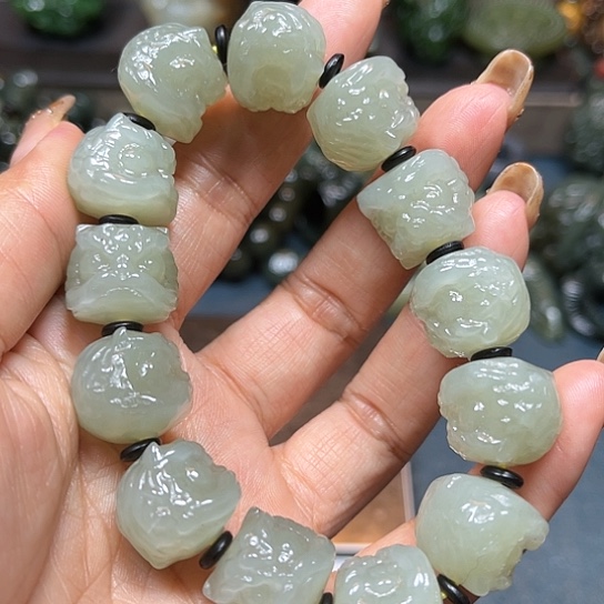 和田玉手串未镶嵌