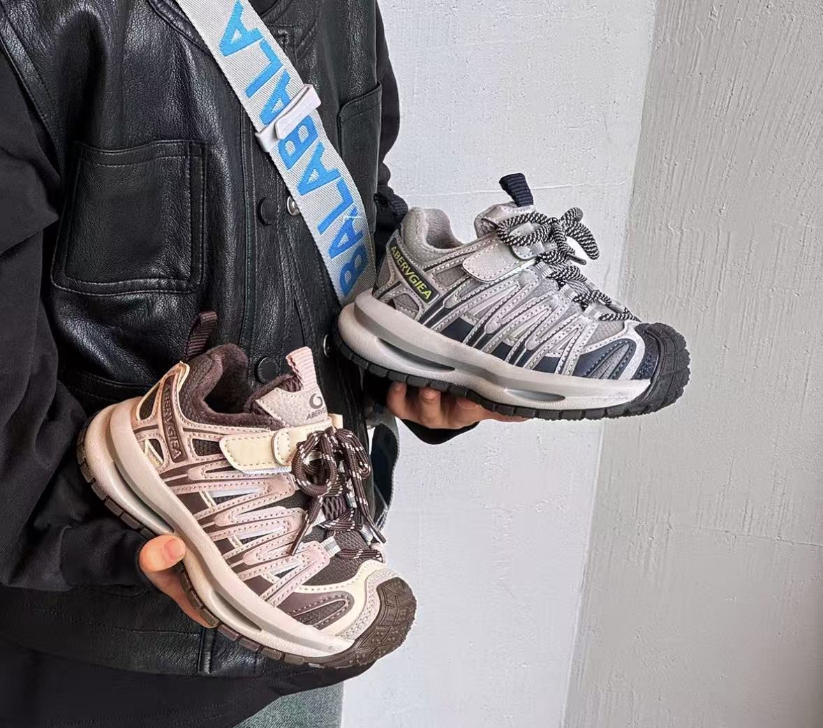 【儿童户外包头运动鞋】【EVA二次防滑大底】冬春新款男女运动老爹鞋