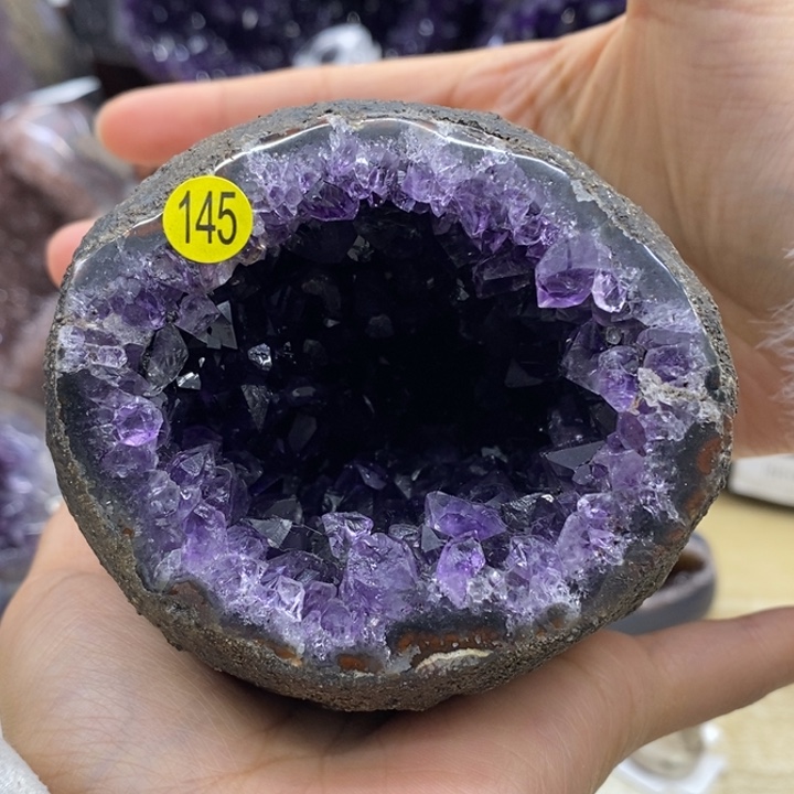 水晶大型摆件（非配饰）未镶嵌