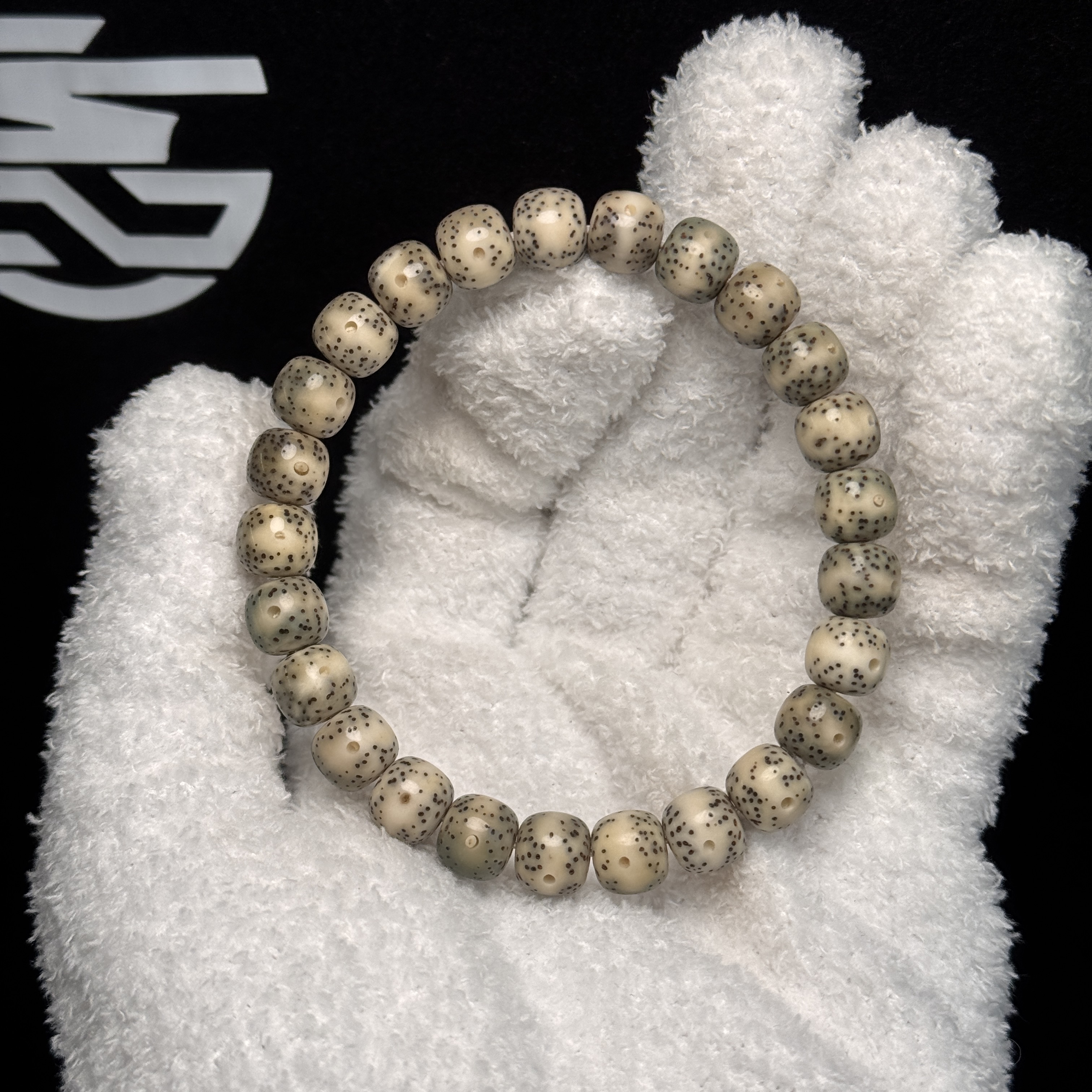 【石玉一线天-入门款】海南原生态 星月菩提 同枝果老料