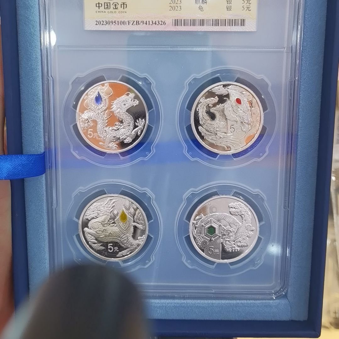 梵***绕纯银瑞兽一套银纪念币