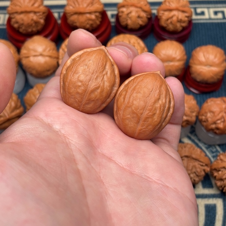 文玩核桃把件大枣