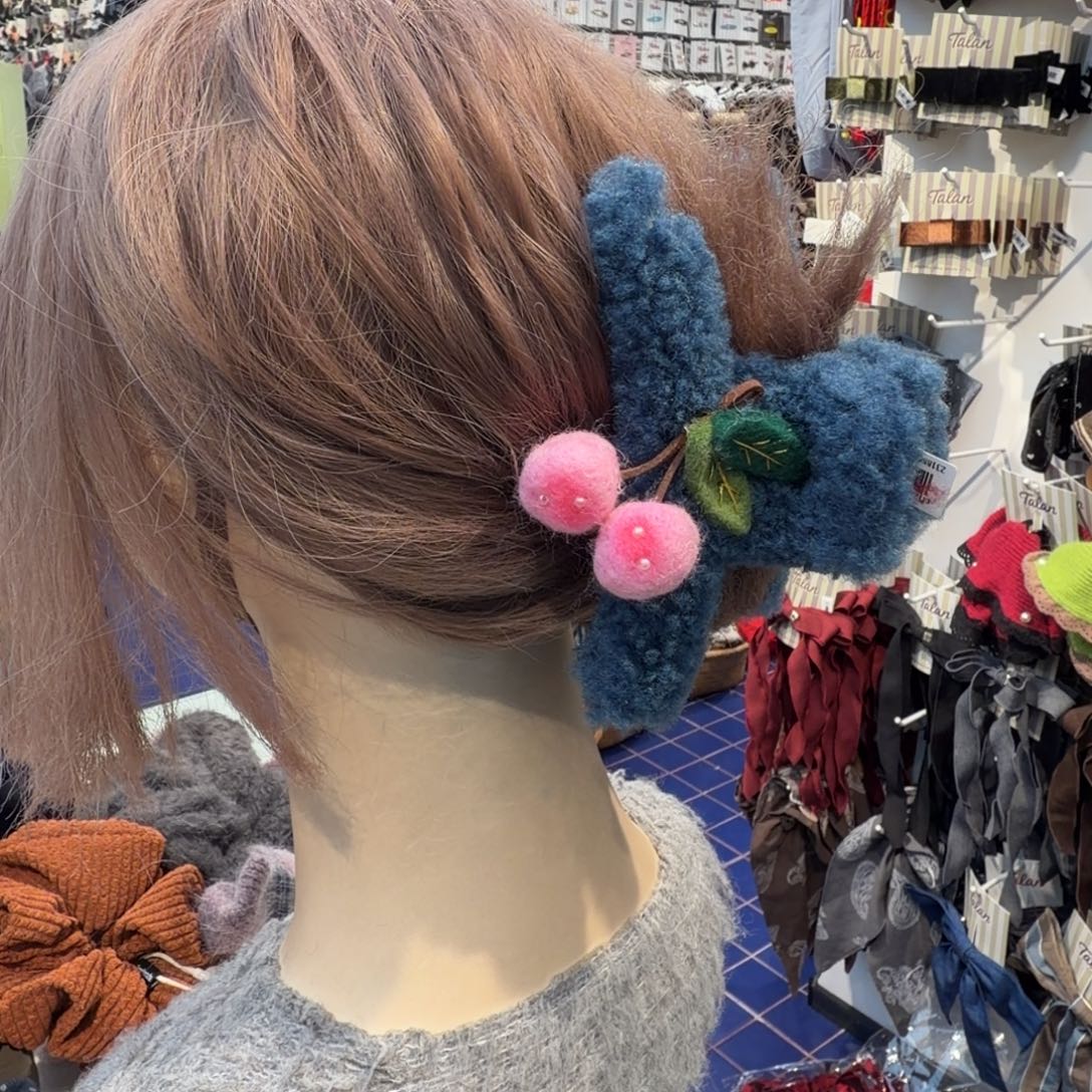 布艺非金属蓝色粉樱桃发抓