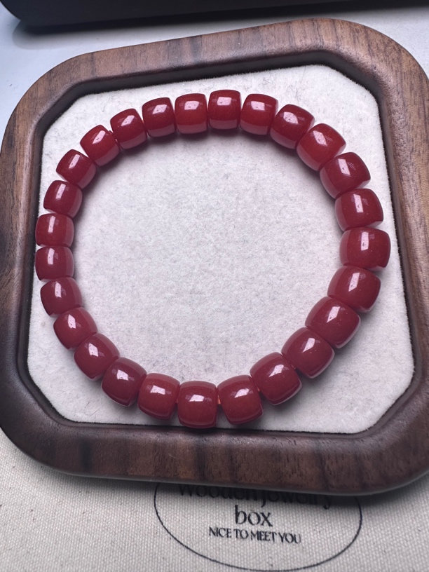 A 184  卡8柿子红老邢手串