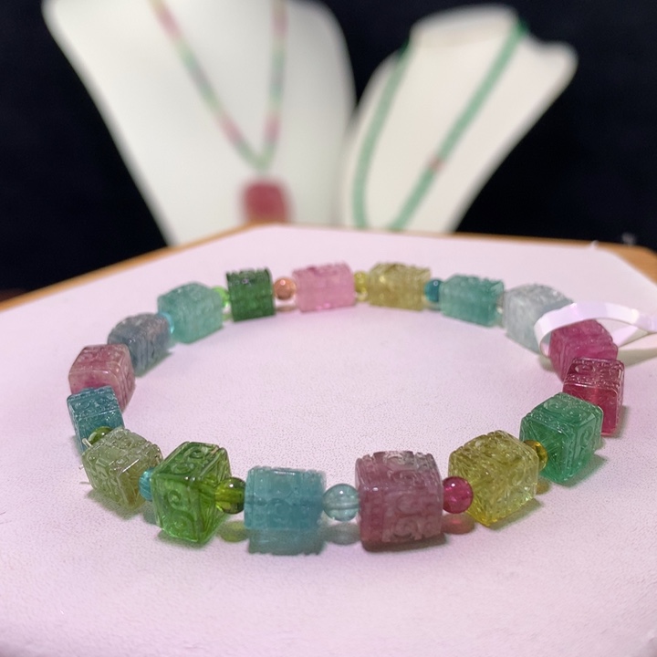 双色碧玺手链未镶嵌