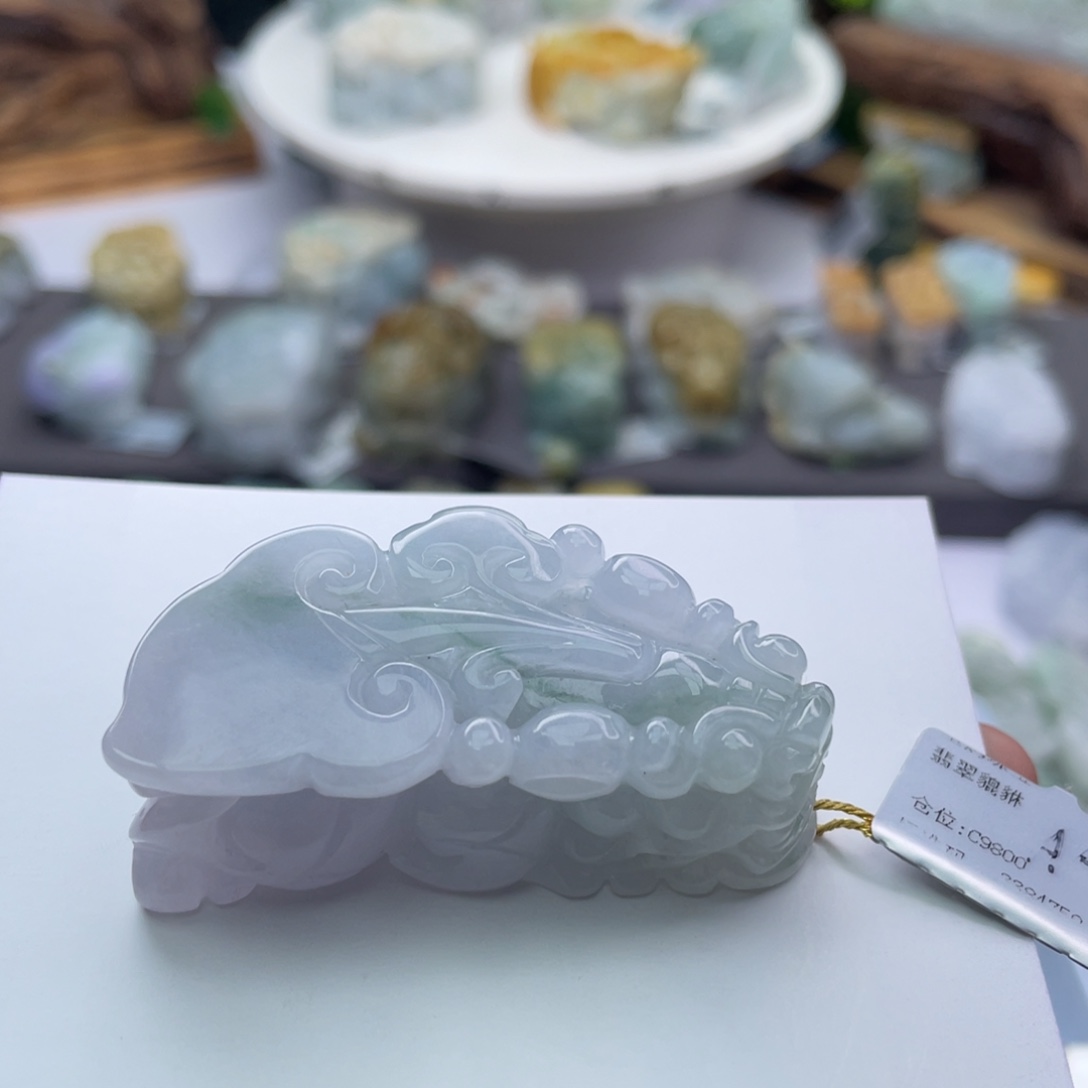 翡翠颈饰未镶嵌貔貅