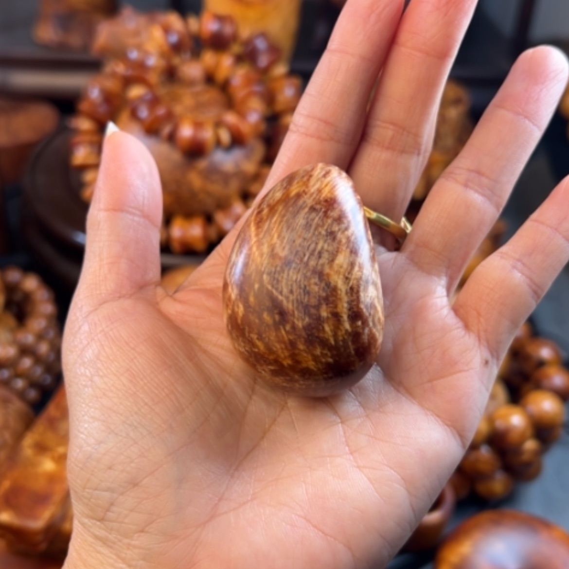 【闪购商品】松木（琥珀木）把件