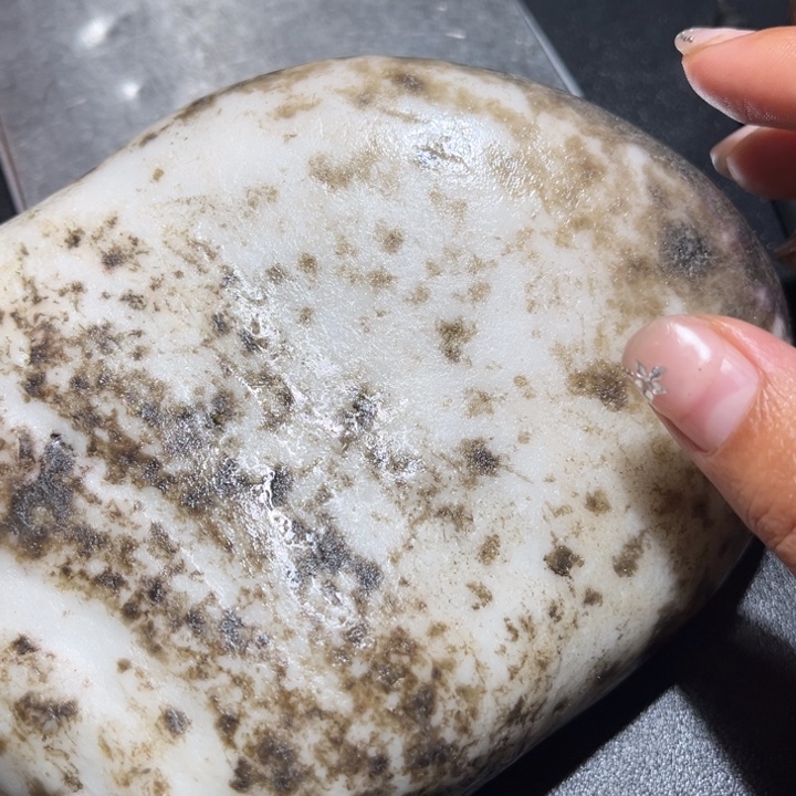 和田玉未镶嵌珠宝奇石