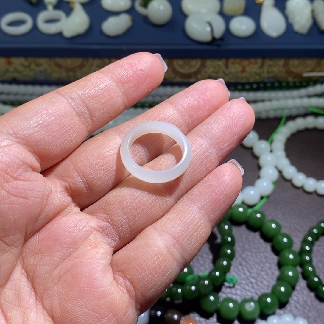 和田玉手链未镶嵌云*