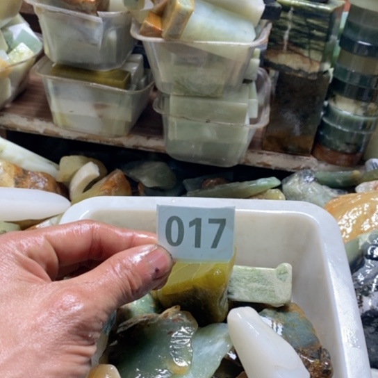 【闪购商品】未镶嵌蛇纹石玉珠宝玉器