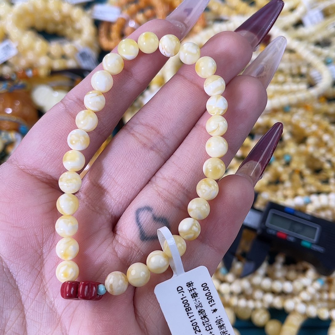 琥珀裸石未镶嵌DY250117B001-JD