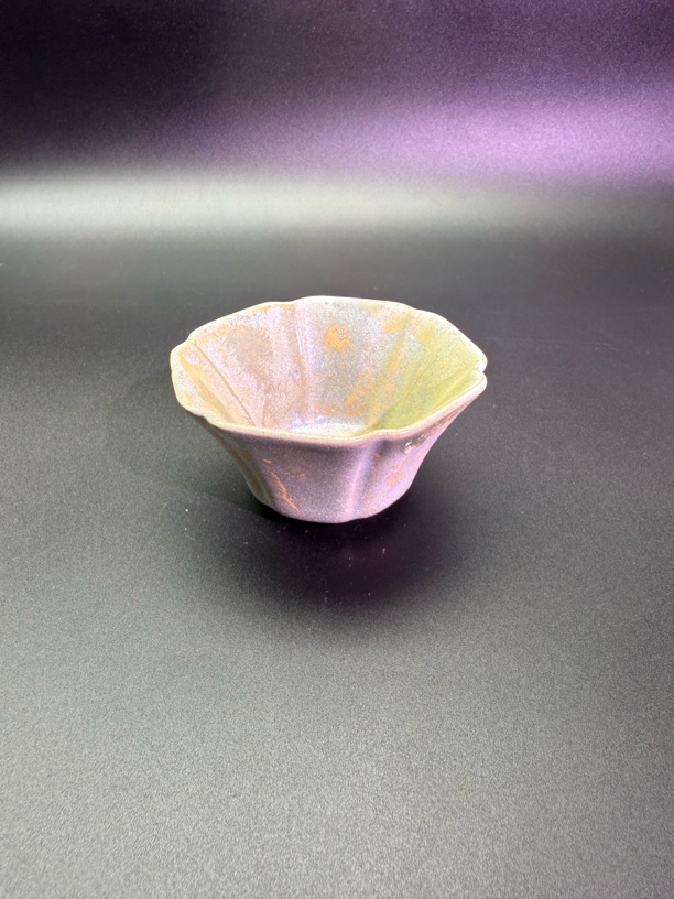 汝窑支丁花口茶盏