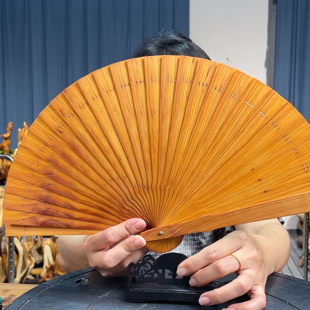 柏木（崖柏）扇子礼盒