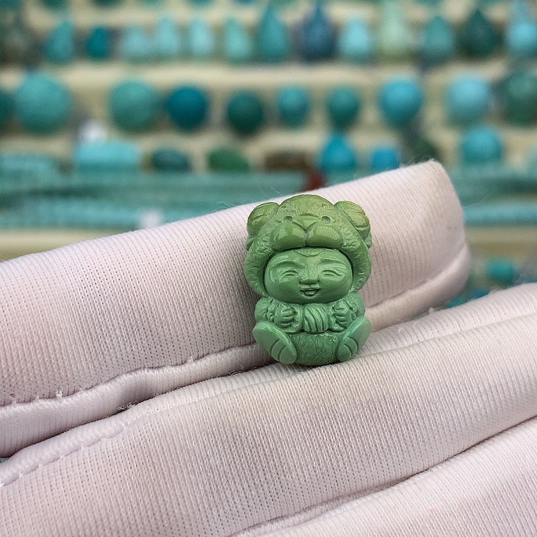 绿松石未镶嵌珠宝奇石