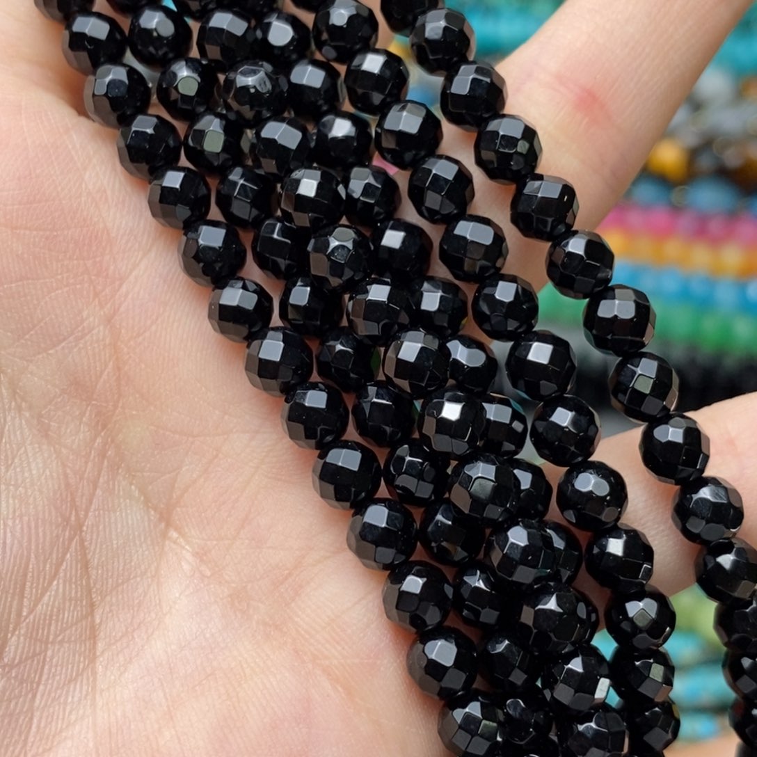 玛瑙/玉髓未镶嵌珠宝半成品黑玛瑙圆切约6mm一条