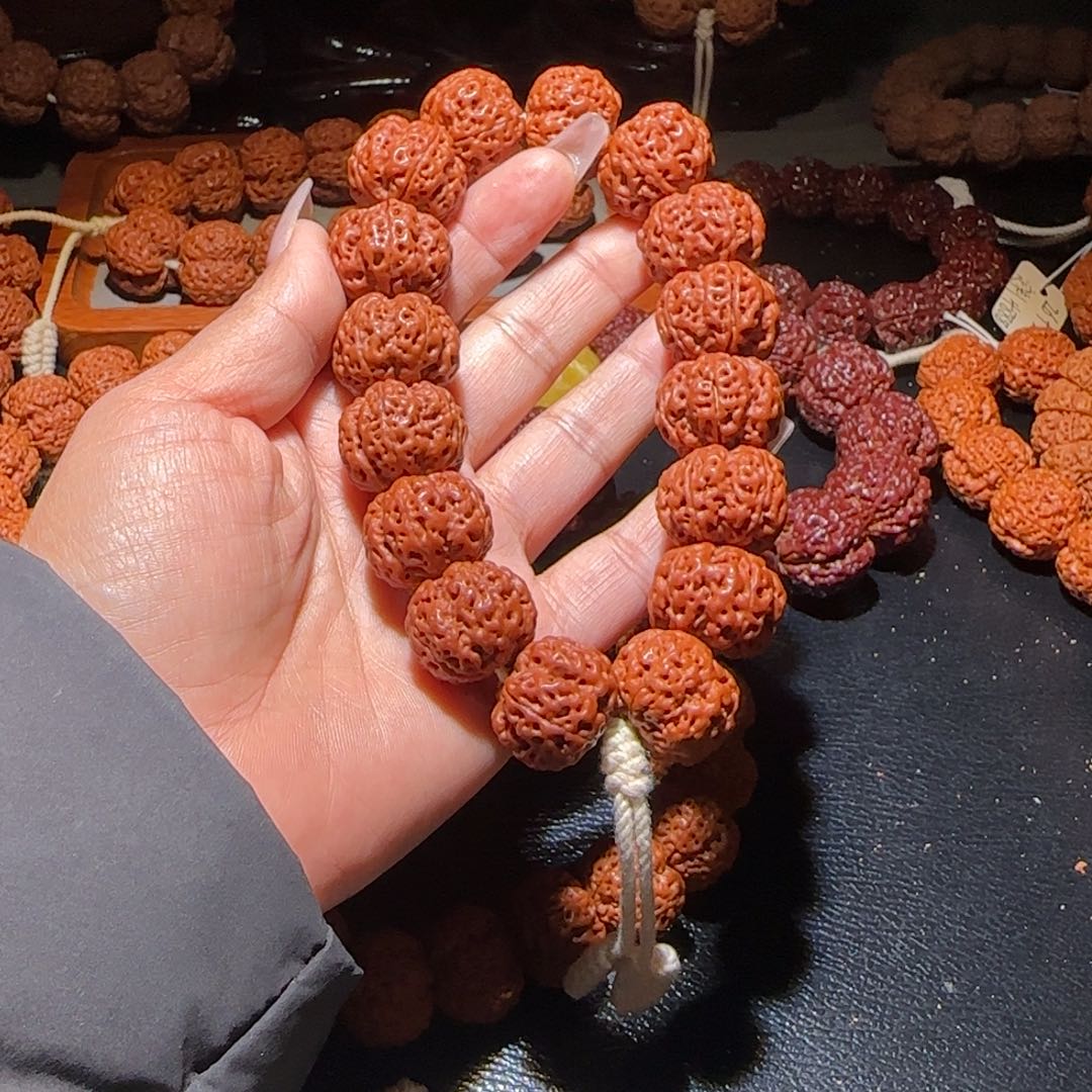 金刚菩提吊坠21梅花矮桩爆肉