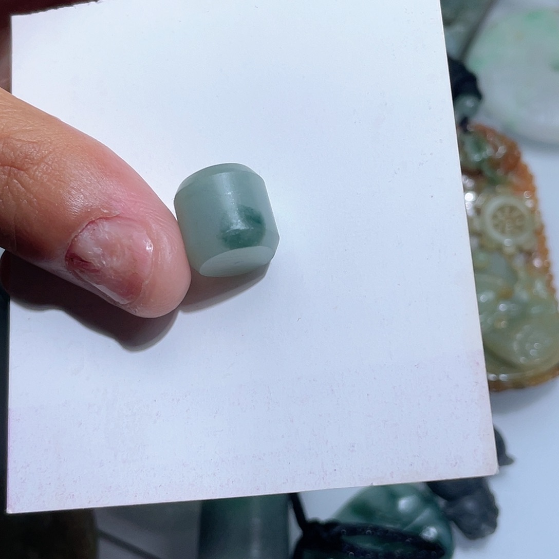 定制翡翠未镶嵌是