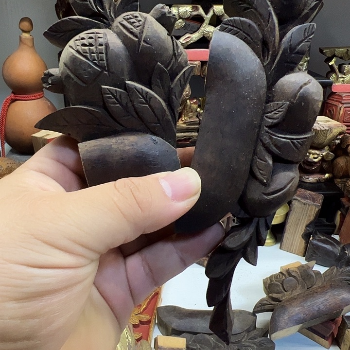 木（非红木类）爱***豆木雕2个石榴