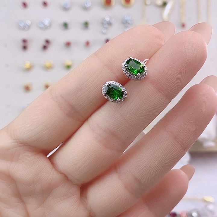 透辉石耳饰银S925镶嵌