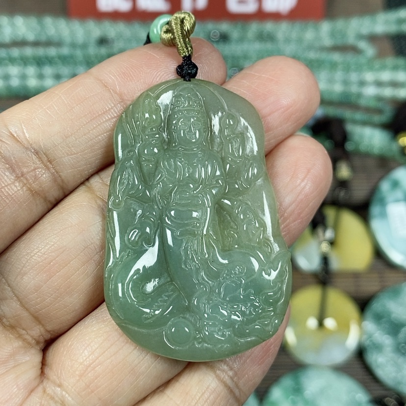 【闪购商品】翡翠颈饰未镶嵌玉吊坠翡翠玉随性御龙千手观音