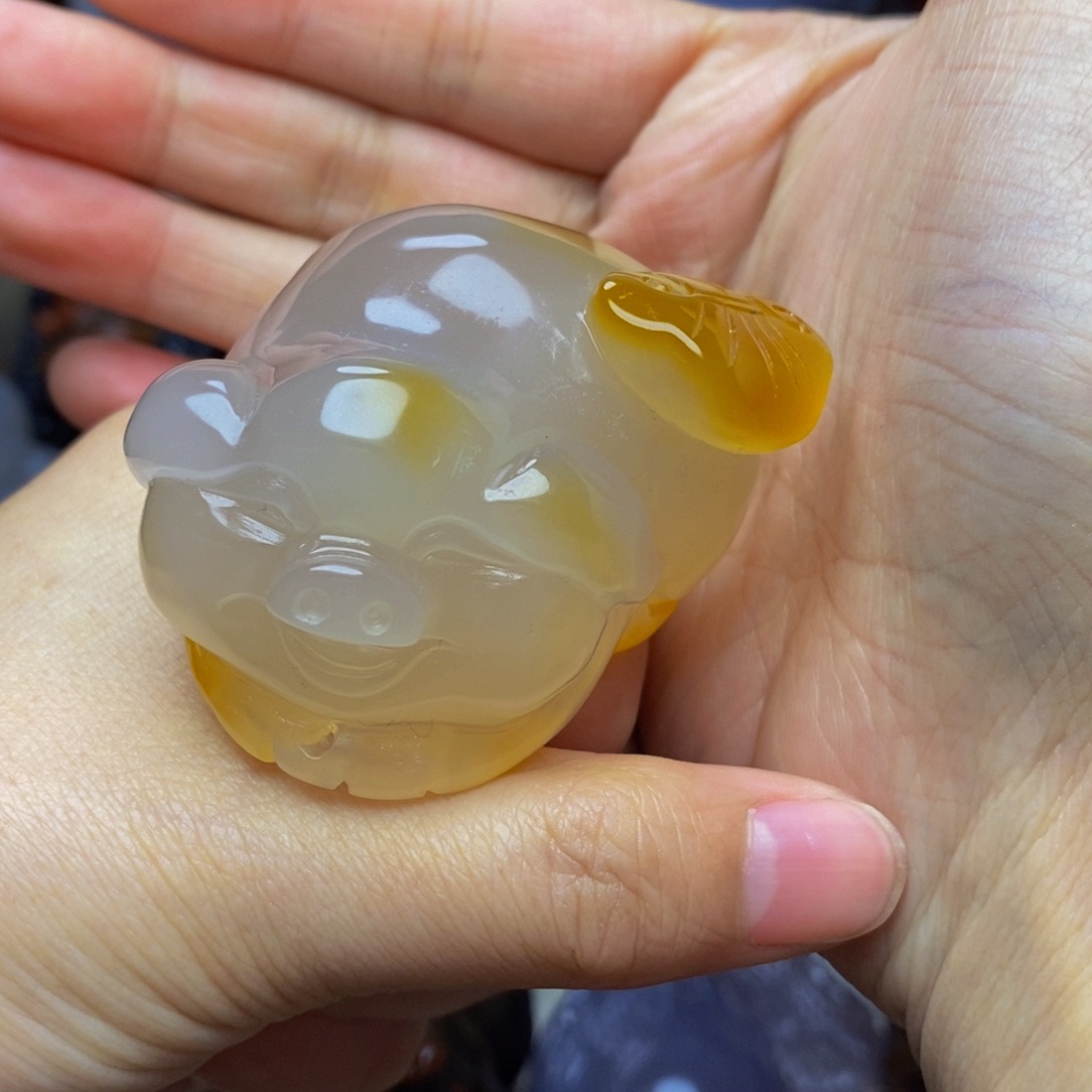 玛瑙/玉髓手把件未镶嵌