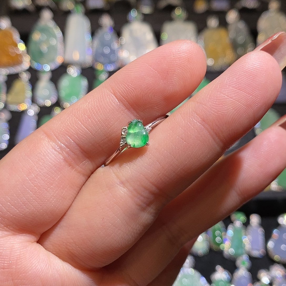 颈饰银S925镶嵌翡翠好*`天然翡翠