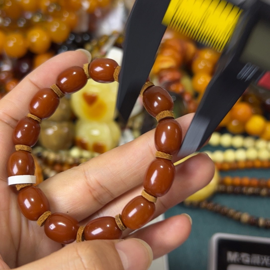 未镶嵌琥珀珠宝奇石246