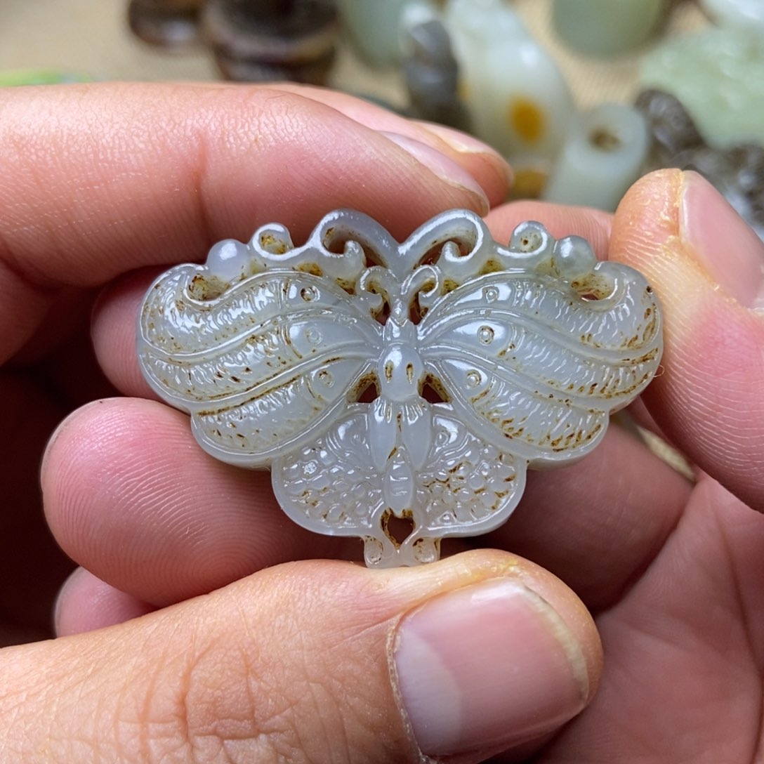 和田玉未镶嵌挂件