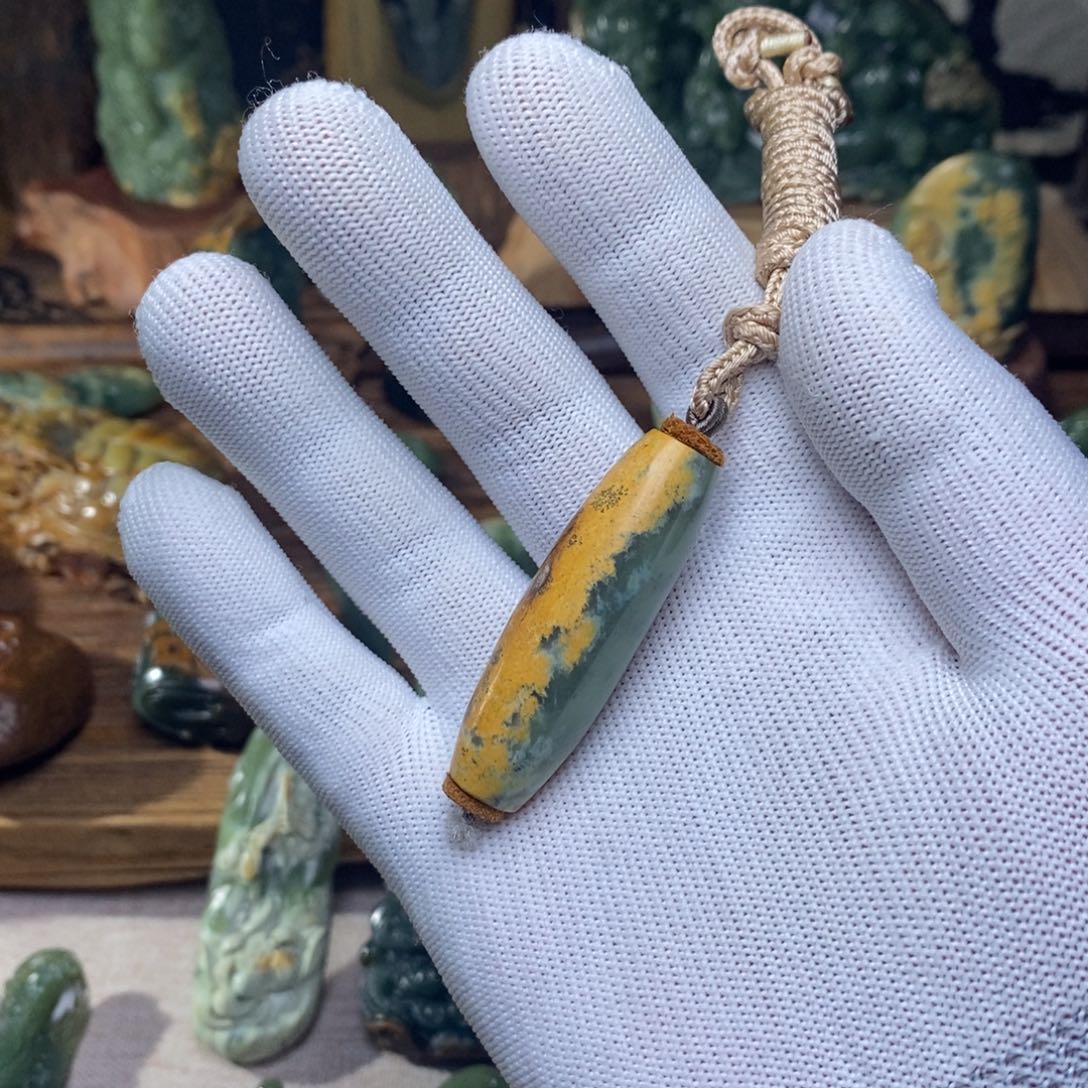 岫岩河磨玉（透闪石质玉）未镶嵌挂件