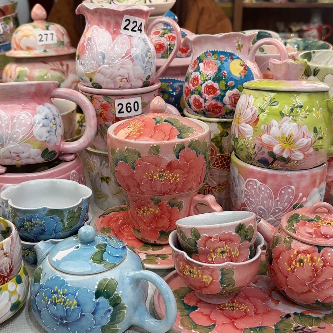 瓷片兔兔哈哈哈哈。。兔兔