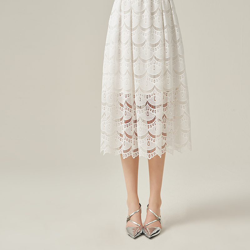 ANMANI恩曼琳25春季新款重工刺绣镂空蕾丝长款A字半身裙EANFAA09