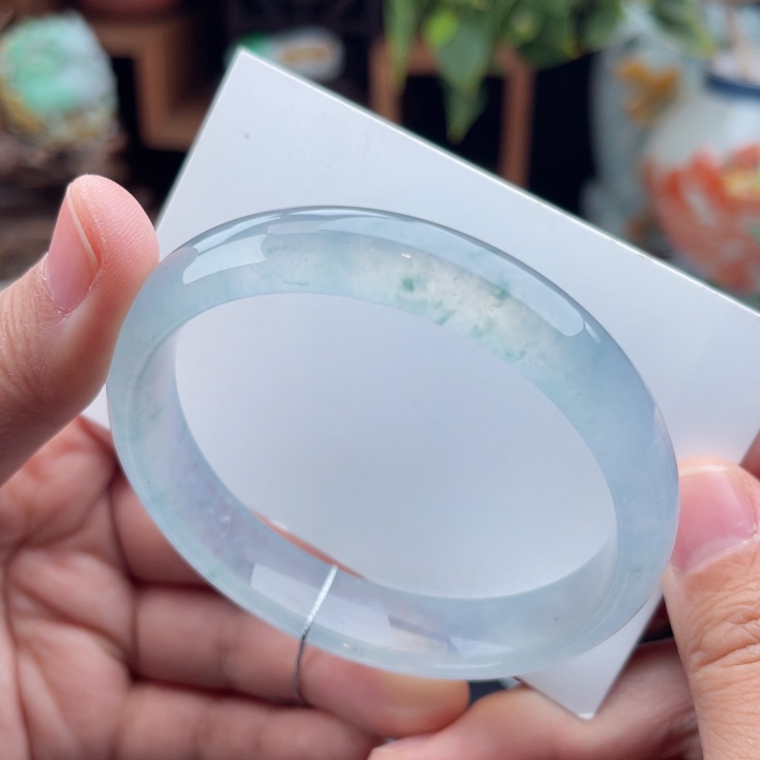 未镶嵌手镯翡翠冰透 起光