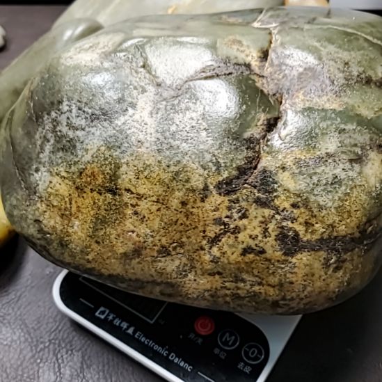 匠***神和田玉（糖玉）未镶嵌挂件