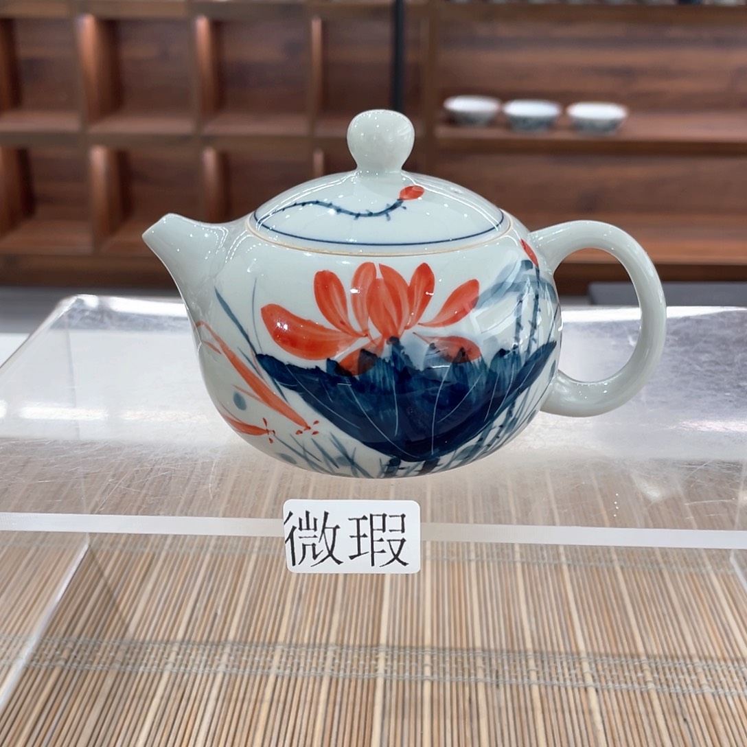 釉下手绘茶具微瑕
