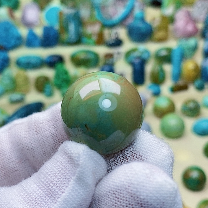 绿松石配饰未镶嵌