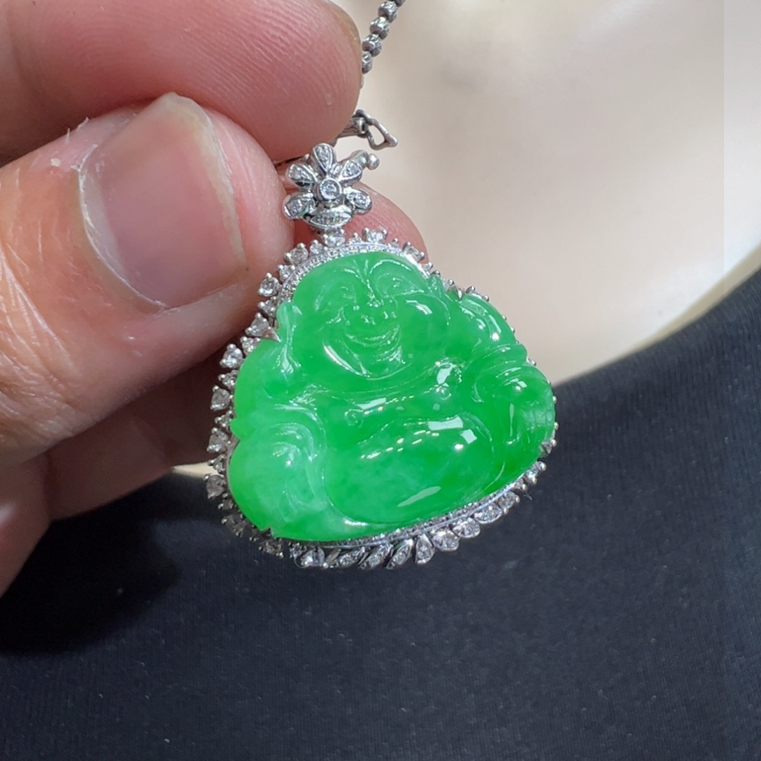翡翠吊坠(不含链)18K金镶嵌