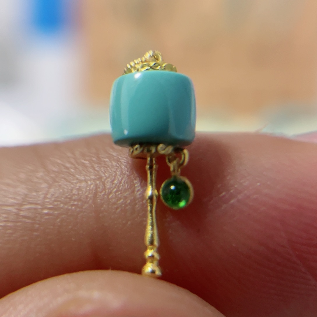 绿松石配饰18K金镶嵌