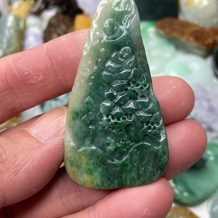 定制翡翠未镶嵌翡翠
