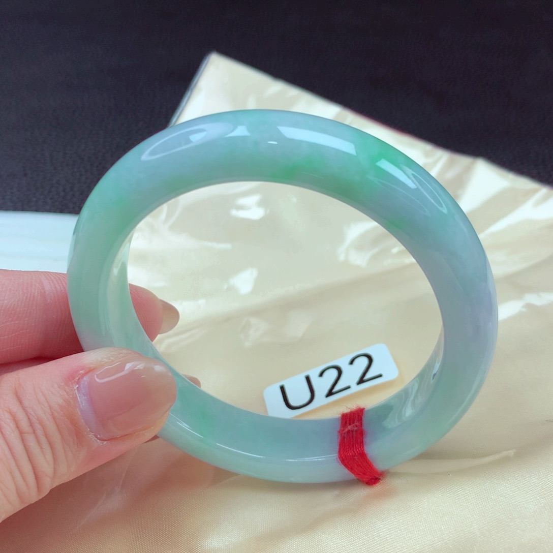 翡翠手镯未镶嵌手镯88