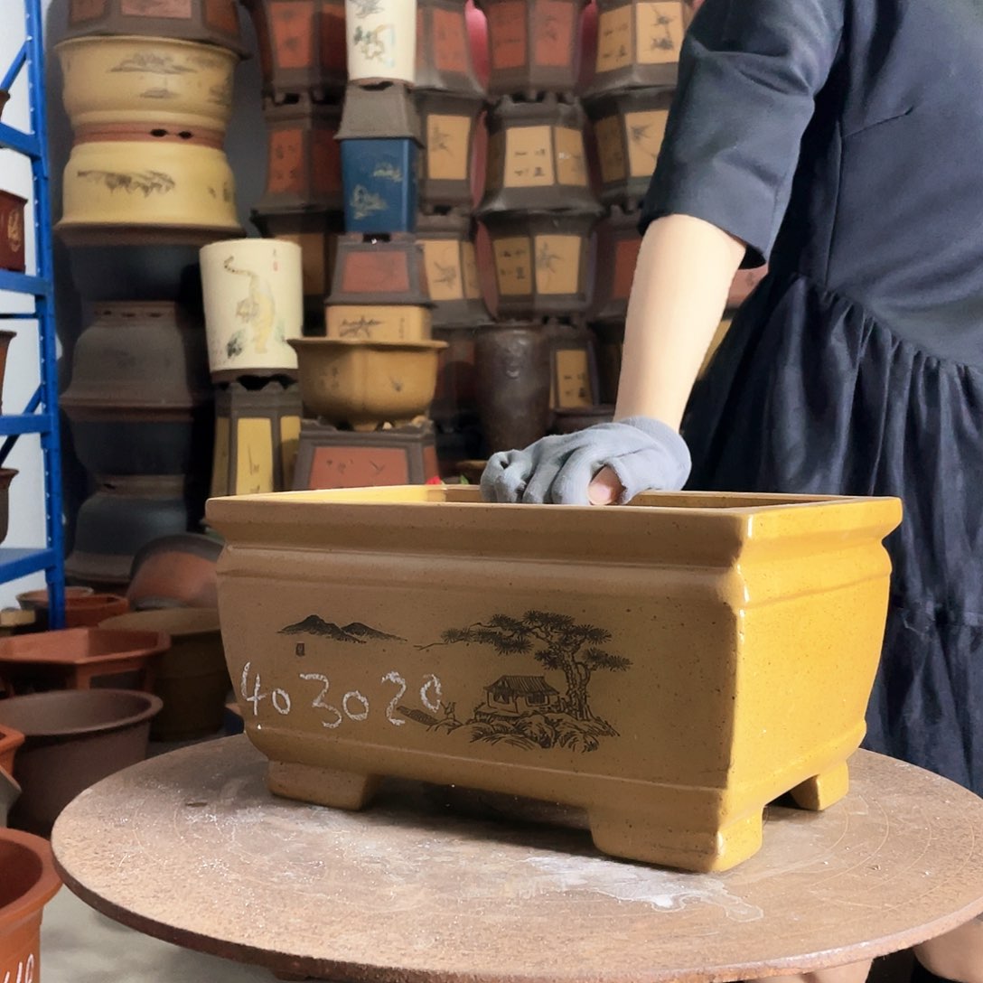 40黄色深缩口马槽花盆花盆