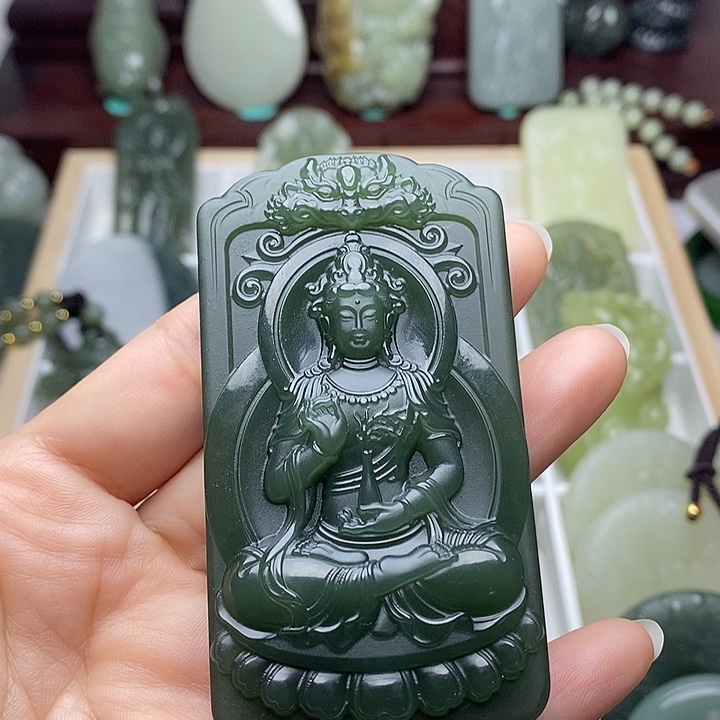 和田玉未镶嵌颈饰