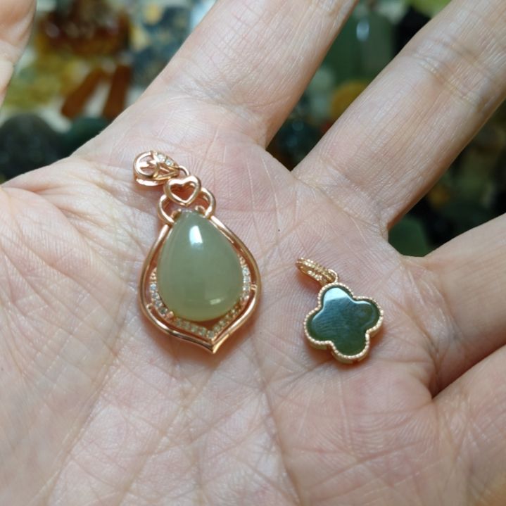 暖***阳和田玉未镶嵌珠宝奇石挂坠款式