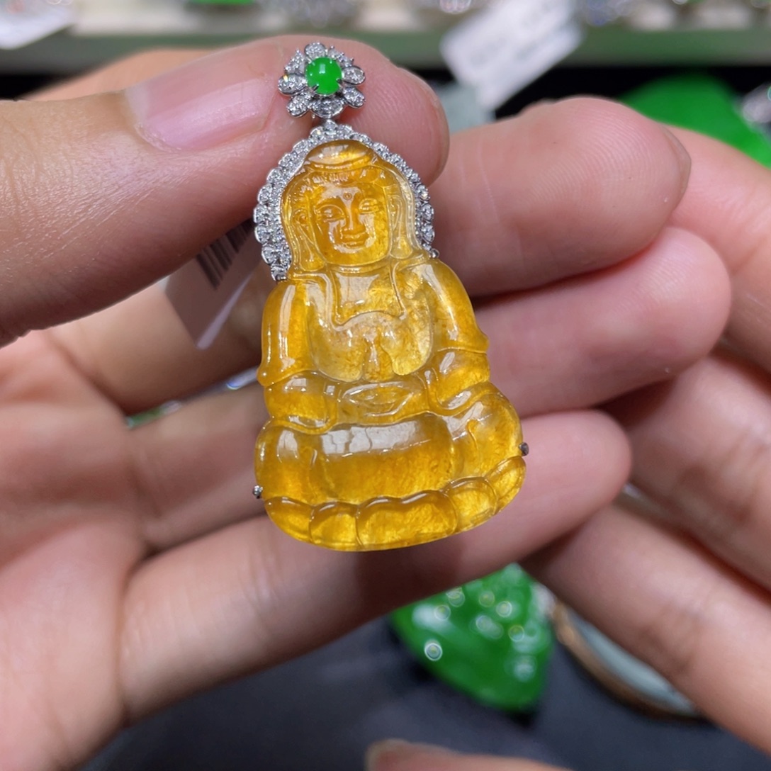 翡翠18K金镶嵌颈饰